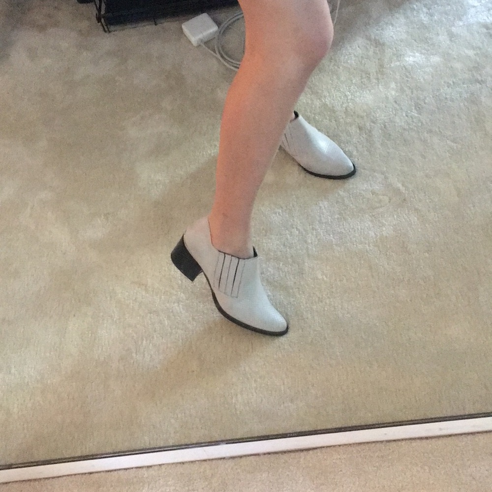 Steve Madden ankle booties